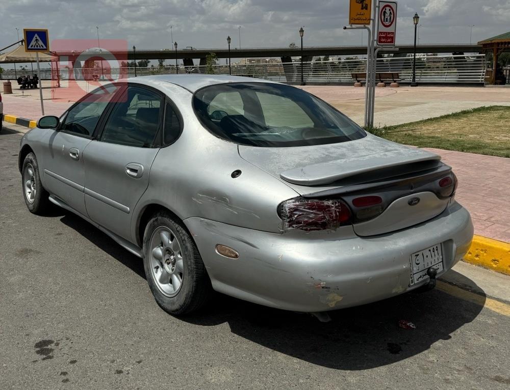 Ford Taurus